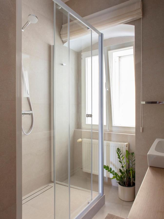 Bastova Apartment Bratislava Bagian luar foto